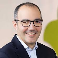 The Human-Tech Equation for Improving Marketing ROI