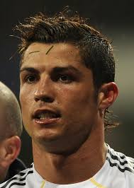 Résultat de recherche d'images pour "coiffure ronaldo"