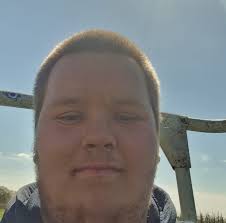 Tom Luka Peters (@tom.l.peters) • Facebook