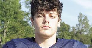 Seasoned Stone returns to lead Claiborne