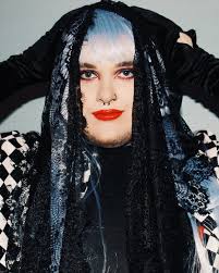 tyler presley🌙 (@tylerpresleyself) • Instagram photos and videos