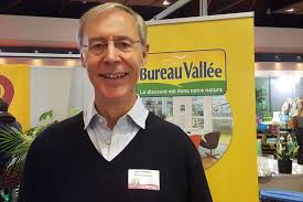 Pour consulter la disponibilité de vos produits et. Coronavirus Bruno Peyroles Bureau Vallee Grande Distribution Et Consommation