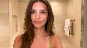 Watch Emily Ratajkowski's 5-Minute Date-Night Look | Beauty Secrets | Vogue
