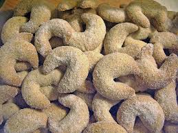 Uromas Vanillekipferl Von Binchen 70 Chefkoch Vanillekipferl Vanillekipferl Rezept Vanillekipferl Vegan