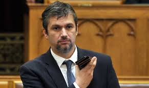 Sajnos sehol sem tudtak segíteni. Hadhazy Akos Alprofeta Figyelsz Te Ram Egyaltalan