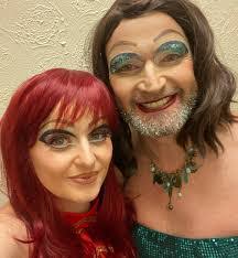 Leah Ringer's Instagram, Twitter & Facebook