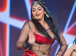 This is a compilation of some of the highly talked about and controversial wardrobe malfunctions of bollywood celebs. Actress Ragini Dwivedi Faces Wardrobe Malfunction In Siima Award Function Hot Tamil Cinema News Youtube