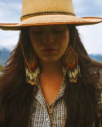 A pair of Chief Joseph Pendleton Blanket Inspired earrings are finally  finished and I'm so proud of how they turned out!!! I learned while making  this pair that I love the show