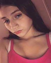 lahna adoree naked teasing on bed