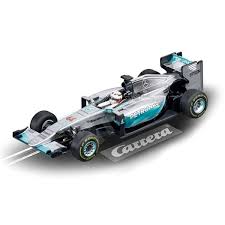 La fórmula 1 confirmó su calendario de carreras 2021 con 23 grandes premios, pero el coronavirus ya obliga a algunos cambios de fechas y el calendario de f1 2021: Carrera Go Car Mercedes F1 L Hamilton Toy Car Alzashop Com