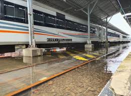 Maybe you would like to learn more about one of these? Banjir Masih Rendam Stasiun Tawang Ka Kedungsepur Gagal Berangkat Okezone News