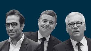 Hailee and kendra passes photos her communication the day