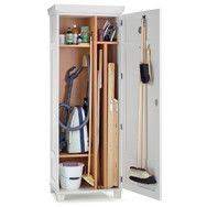 Il faut alors lancer un autre sortilège pour nous réchauffer et nous permettre de respirer. 9 Idees De Placard A Balais Placard A Balai Armoire A Balai Rangement Placard