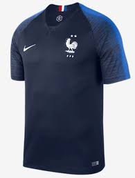 Die französische fußballnationalmannschaft der männer, häufig auch les bleus (nach den traditionell blauen trikots) oder in deutschsprachigen medien équipe tricolore (nach der flagge frankreichs) genannt, ist eine der erfolgreichsten nationalmannschaften im fußball. Fussballnationalmannschaft Von Frankreich 2021