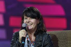 Karolina korwin piotrowska jest popularną polską dziennikarką radiową i telewizyjną, a także znaną felietonistką. File 2016 Woodstock 337 Karolina Korwin Piotrowska Jpg Wikimedia Commons