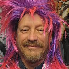 What are the differences in ukulele strings?