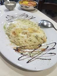Il risotto con gli asparagi può essere preparato soddisfacendo i vincoli della cucina sì (100 kcal/hg) perché gli asparagi sono una verdura molto favorevole: Risotto Asparagi E Taleggio Picture Of Per Gola Roccafranca Tripadvisor