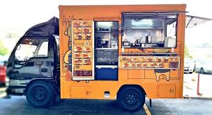 If thinking and pondering how much it costs to start a food truck is holding you back from your dreams, hesitate no longer. Food Truck Malaysia Posts Facebook
