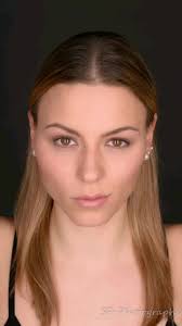 Vanessa Korb (@nessal.ko)