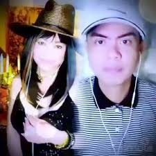 My brother Evan joining me of this beautiful song and my favorites love  it😊😘🙏❤️👏👏