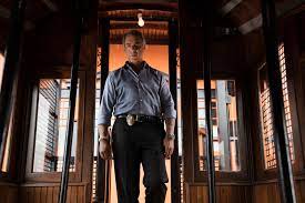 Musica y noticias de martin elias. Bosch Everybody Counts Podcast Talks S4 Episode 1 With Lance Reddick