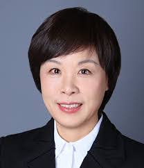 Xiu Li's Instagram, Twitter & Facebook