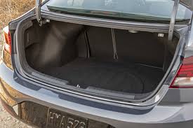 Buna ziua, sunt nou pe aici. Hyundai Elantra Sedan 2019 Generation Ad Facelift