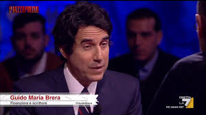 Created by alessandro sermoneta, mario ruggeri, elena bucaccio, guido maria brera, daniele cesarano, barbara petronio, ezio abbate, the series is executive produced by luca bernabei, matilde. L Intervista A Guido Maria Brera Youtube