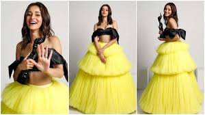 Best Student Wins Again Ananya Panday Bags Filmfare Award For Best Debut Expresses Gratitude For Fans Filmfare awards on wn network delivers the latest videos and editable pages for news & events, including entertainment, music, sports, science and do bigha zameen was the first movie to win the award for best film. ananya panday bags filmfare award for