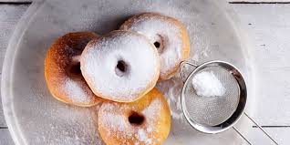 Donat merupakan salah satu jenis panganan yang dibuat dari adonan tepung terigu, telur, gula serta mentega dengan cara digoreng lalu diberi hiasan. Resep Donat 6 Bahan Hasilnya Empuk Dan Mengembang Sempurna Halaman All Kompas Com