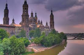 Cuenta oficial del real zaragoza categorías inferiores @rzcantera レアルサラゴサ @realzaragoza_jp@rz_esports. Private Walking Tour Of Zaragoza With Official Tour Guide 2021