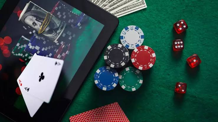 Free Credit Casino No Deposit: Play for Free - Monza Flora