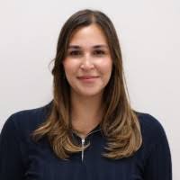 2200+ perfiles de «Ada»