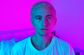 Billy Clayton's Instagram, Twitter & Facebook