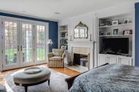 Bedroom entryways—especially master bedrooms—are an opportunity to add a more decorative or flashy touch. Bringing The Outside In