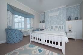 Jim keeps interrupting dinner with a call to nature, and adam has to keep letting him in. Friday Night Dinner Review Of The Boat House Seaview England Tripadvisor