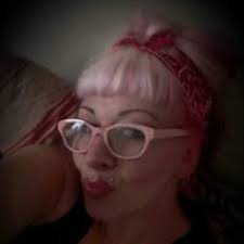 Alesha Garrett's Instagram, Twitter & Facebook