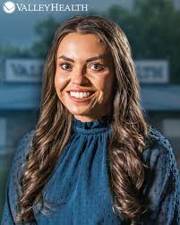 Patricia Callahan, MD, is welcoming new patients, including newborns, and  offers expert pediatric care from infancy through adolescence. Her practice  includes newborn care, acute care, healthy development, and support for  chronic conditions.