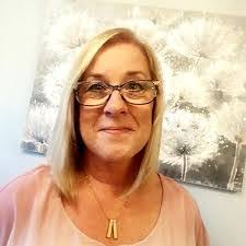 Angela Fletcher's Instagram, Twitter & Facebook