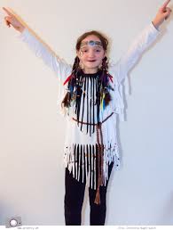 Thumbs up for a super cute costume idea. Karnevals Diy Indianer Kostum Basteln Mrsberry Kreativ Studio