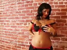 Olivia hot masturbates on a sunny backyard. Sunny Leone Masturbating Lemvio Com Porn Videos