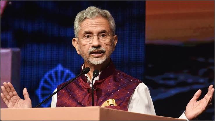 विदेश मंत्री जयशंकर बोले- भारत मिडिल पावर नहीं, बल्कि 'पावर इन द मिडिल', अपने  हितों के हिसाब से बनाएगा नीतियां - S Jaishankar Bloomberg New Economy Forum  India Not Middle Power - Amar Ujala Hindi News Live