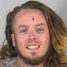 Leesburg man tasered by police as girl friend placed under Baker Act