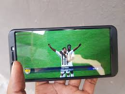 TECNO Camon X Pro Review: Is it really ...