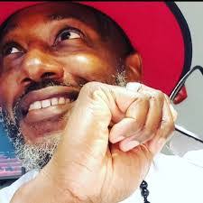 Khari Gray's Instagram, Twitter & Facebook