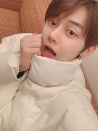 LeeWon forever😍Pls make them debut together Sangwon: Visual➡️Center➡️Main  Dancer➡️Vocal Leo: All-Rounder ➡️ Leader ➡️Main Vocal ➡️Rapper ➡️Dancer  ➡️Producer ➡️Song Writer 📌On their interview they both said that they want  to debut ...