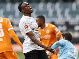 In fact both have existed in the past and persist in the present. Sechs Interessenten Zakaria Vor Dem Absprung