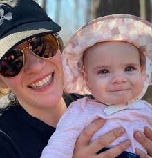 Happy 1st Wedding Anniversary, Amy. Love you 😘 @theprpriestess