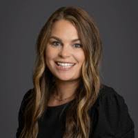 Amanda Walstrom's Instagram, Twitter & Facebook