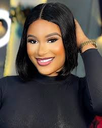 Elizabeth Ibrahim's Instagram, Twitter & Facebook